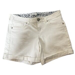Revolution white, floral waistband shorts, sz 27, 5 pocket styling, zipper